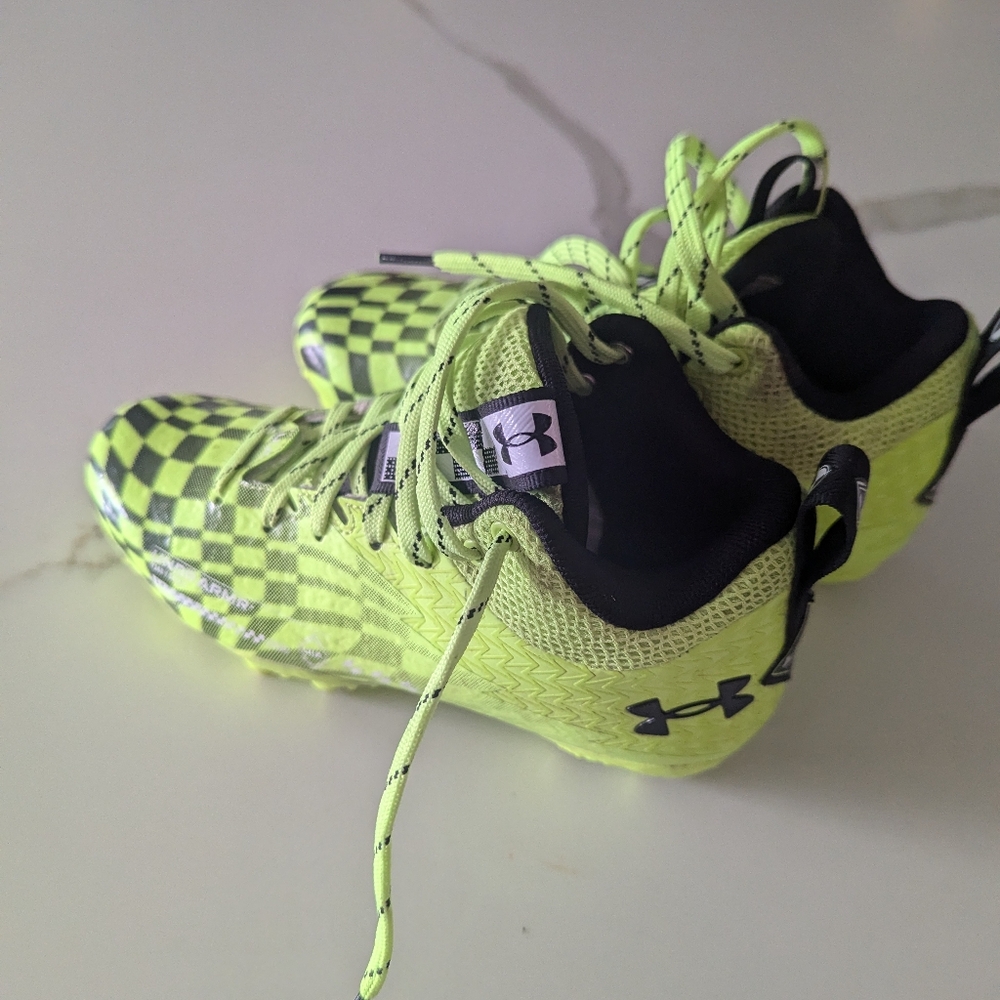 Boys under armour cleats